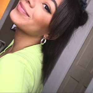 Meet your Posher, Alyssa